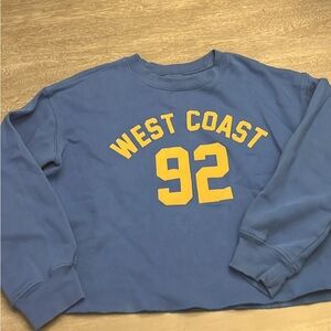 Cropped sweatshirt medium